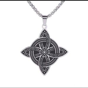 VINTAGE IRISH CELTIC KNOT STAINLESS STEEL NECKLACE